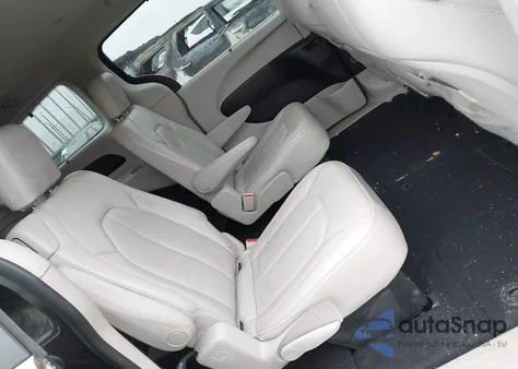 2017 Chrysler Pacifica Touring-L from USA, damaged, VIN 2C4RC1BG8HR684683